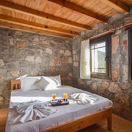 Sleeps 6 Pool Air Con Wifi * كاياكوي